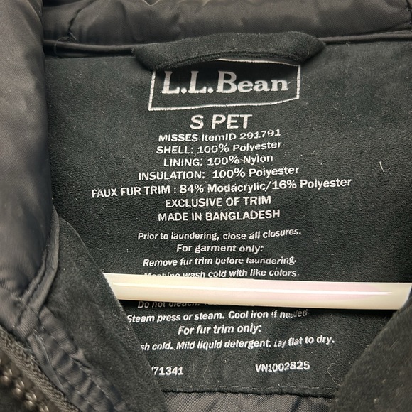 L.L Bean Black Winter Jacket - Picture 2 of 6